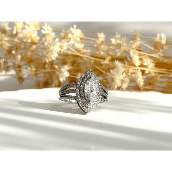 STAUER Designer Sterling Silver Mirador Marquise Cut Cubic Zirconia Vintage Ring - Picture 8 of 10